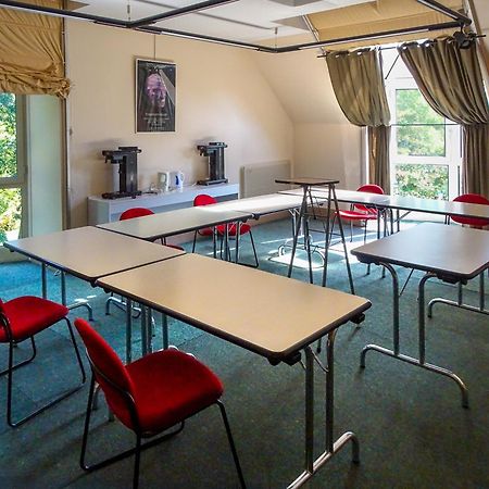 Logis Le Relais Fleuri Hotel Sauvigny-le-Bois Eksteriør billede