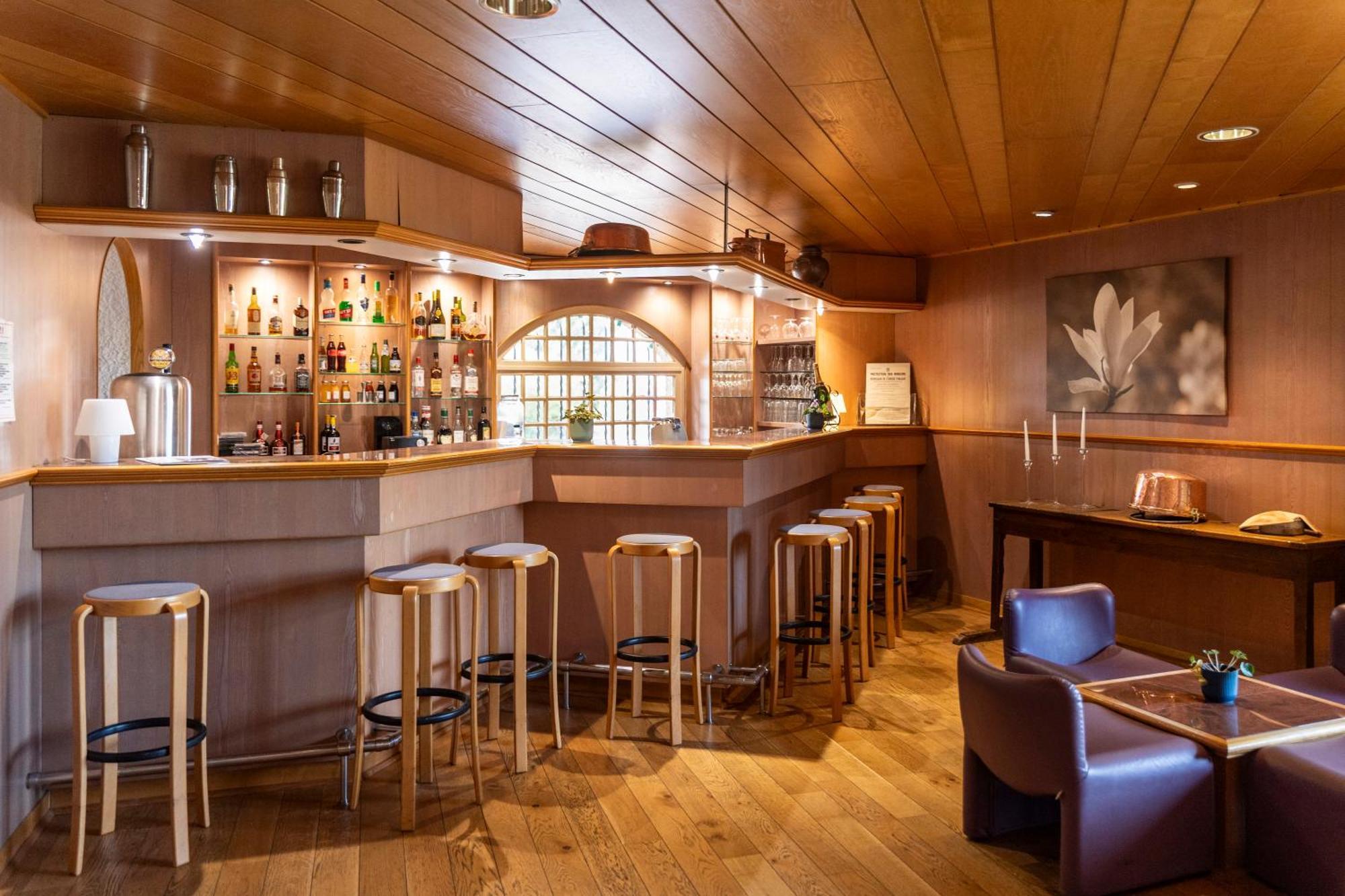 Logis Le Relais Fleuri Hotel Sauvigny-le-Bois Eksteriør billede