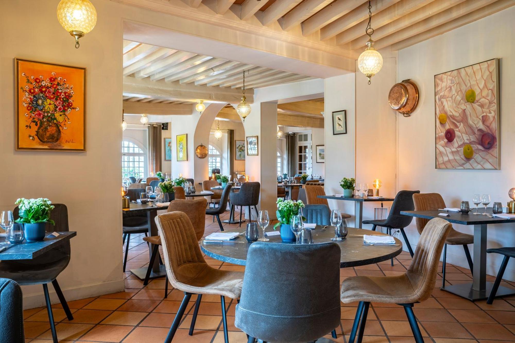 Logis Le Relais Fleuri Hotel Sauvigny-le-Bois Eksteriør billede